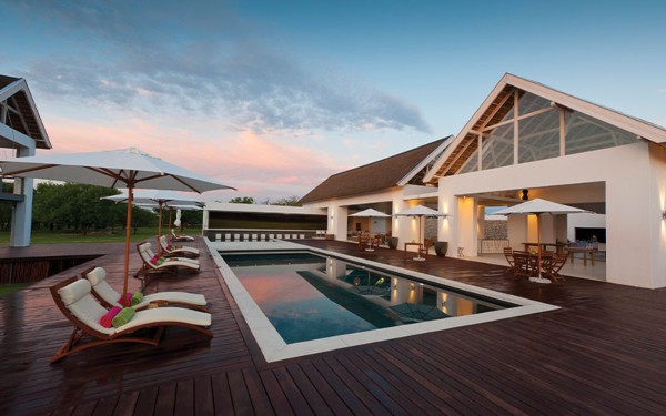 luxe lodge met zwembad