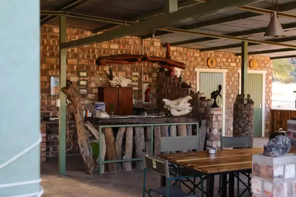 Bar bij Omandumba Guest Farm