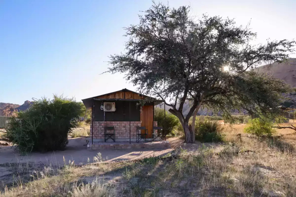 Safaritent bij Omandumba Guest Farm