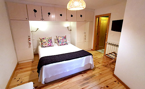 Kamer met een tweepersoonsbed in Casa da Cisterna, Portugal