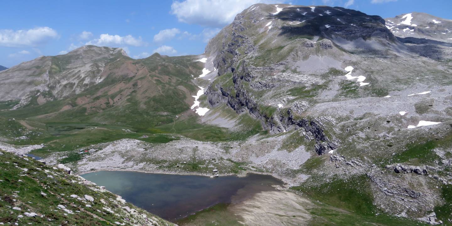 Astrakashut aan het Drakenmeer