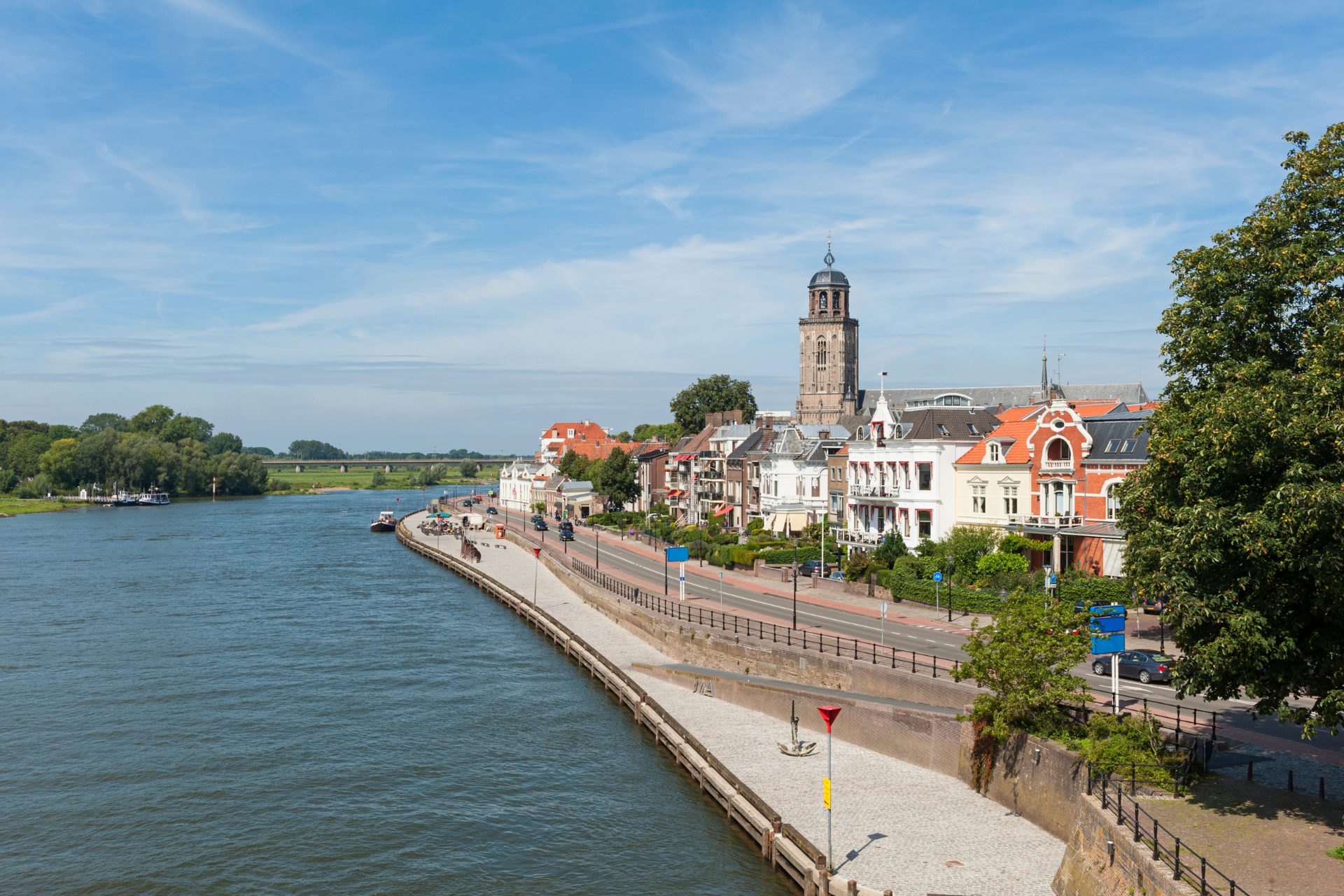 Uitzicht over de IJssel langs Deventer