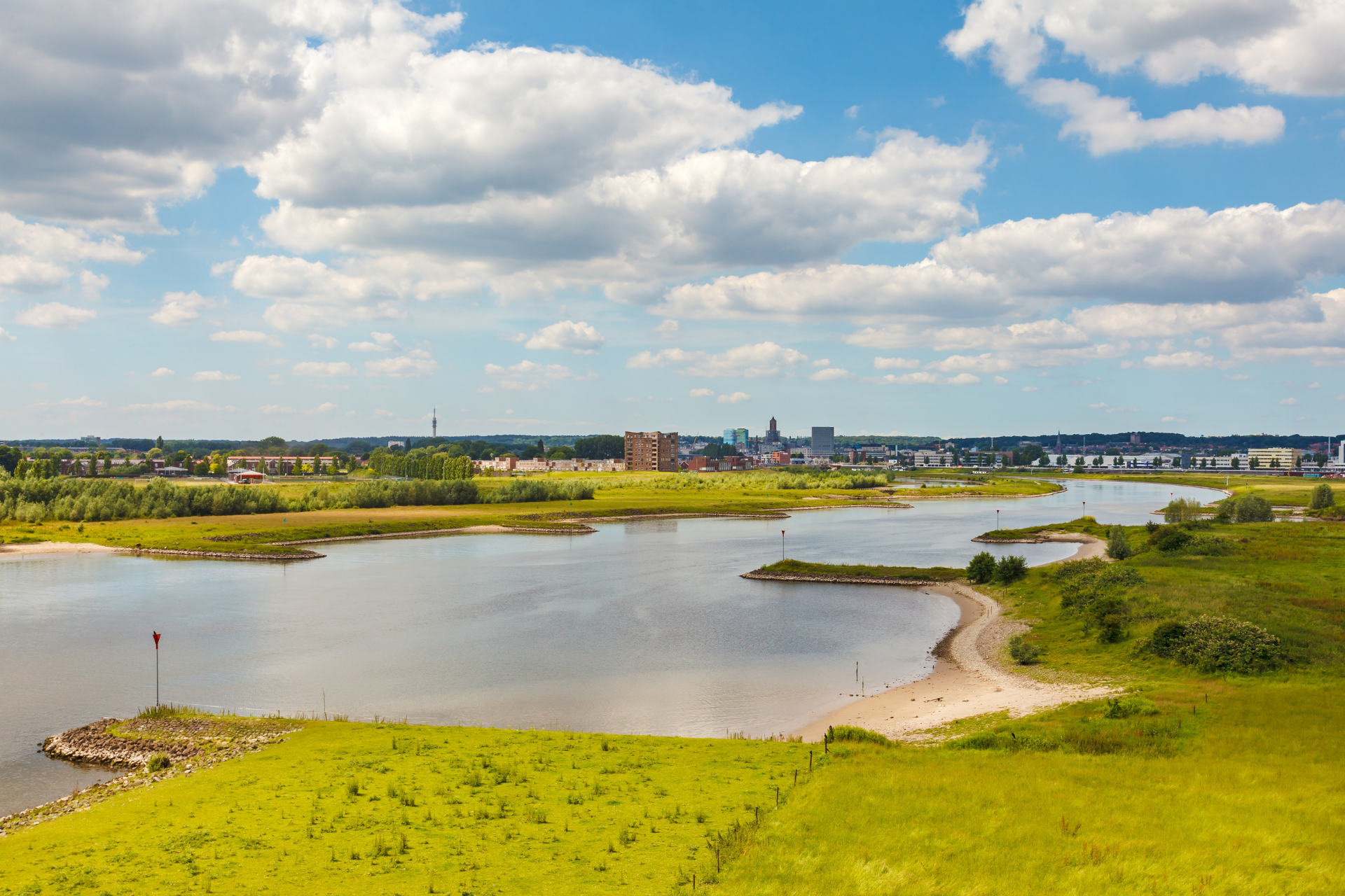 De Nederrijn bij Arnhem