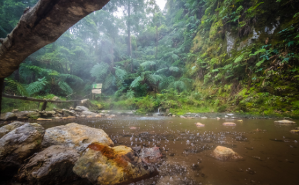 warmwaterbron caldheira velha