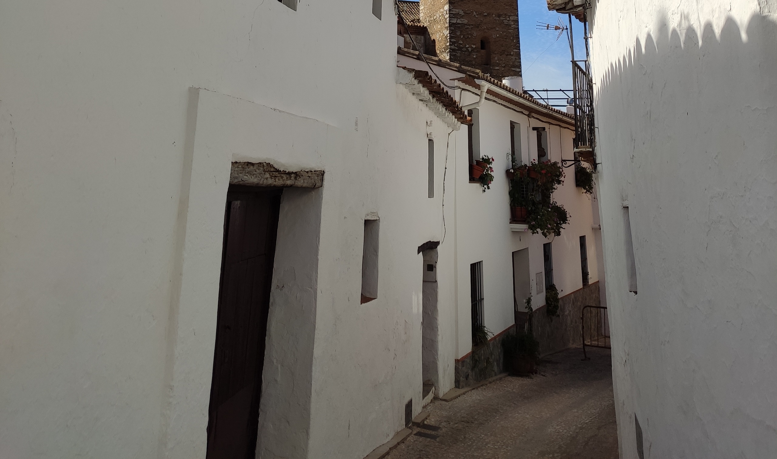 Smal straatje in Spaans dorp