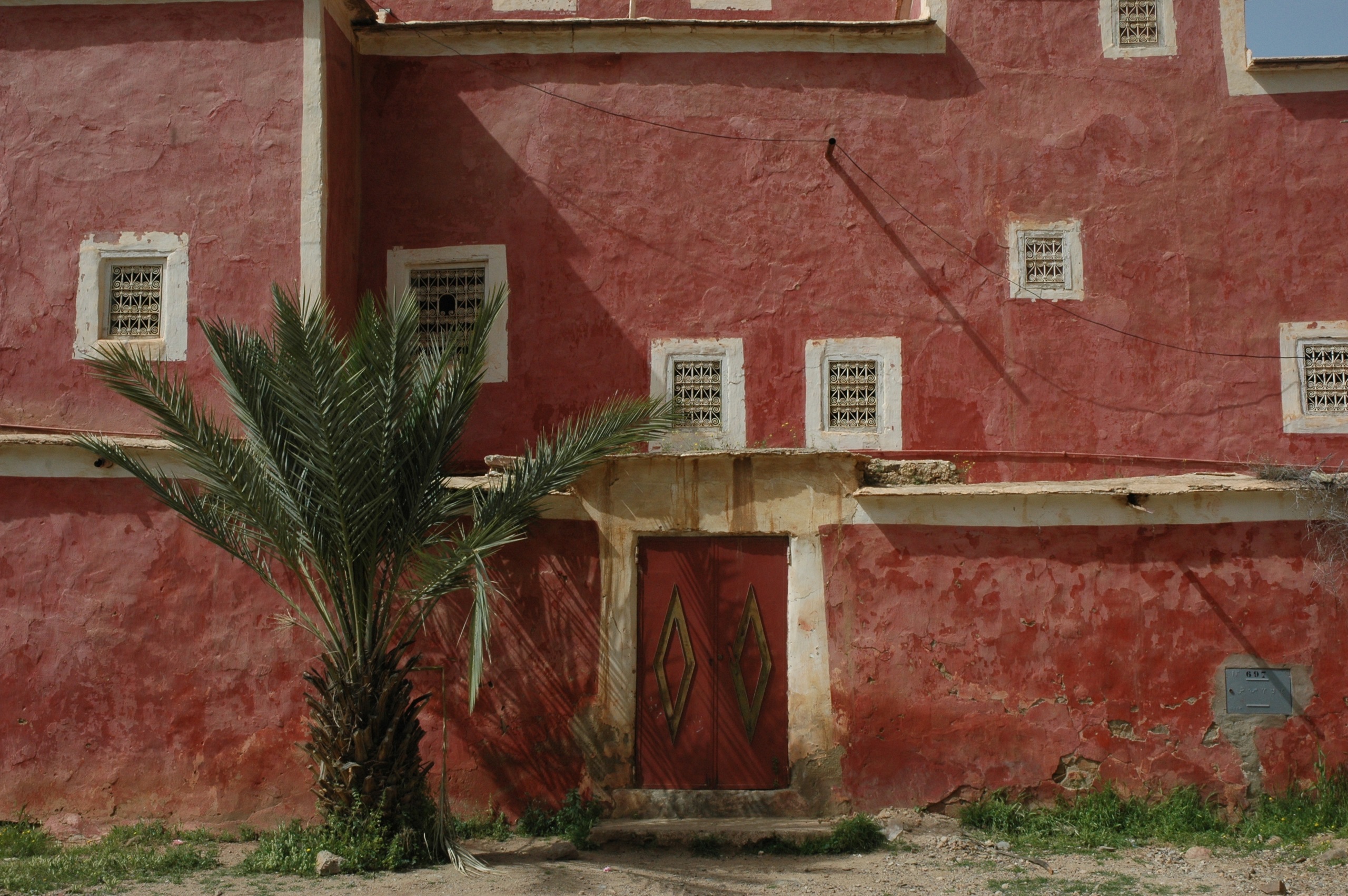 rode huizen in de Anti-Atlas