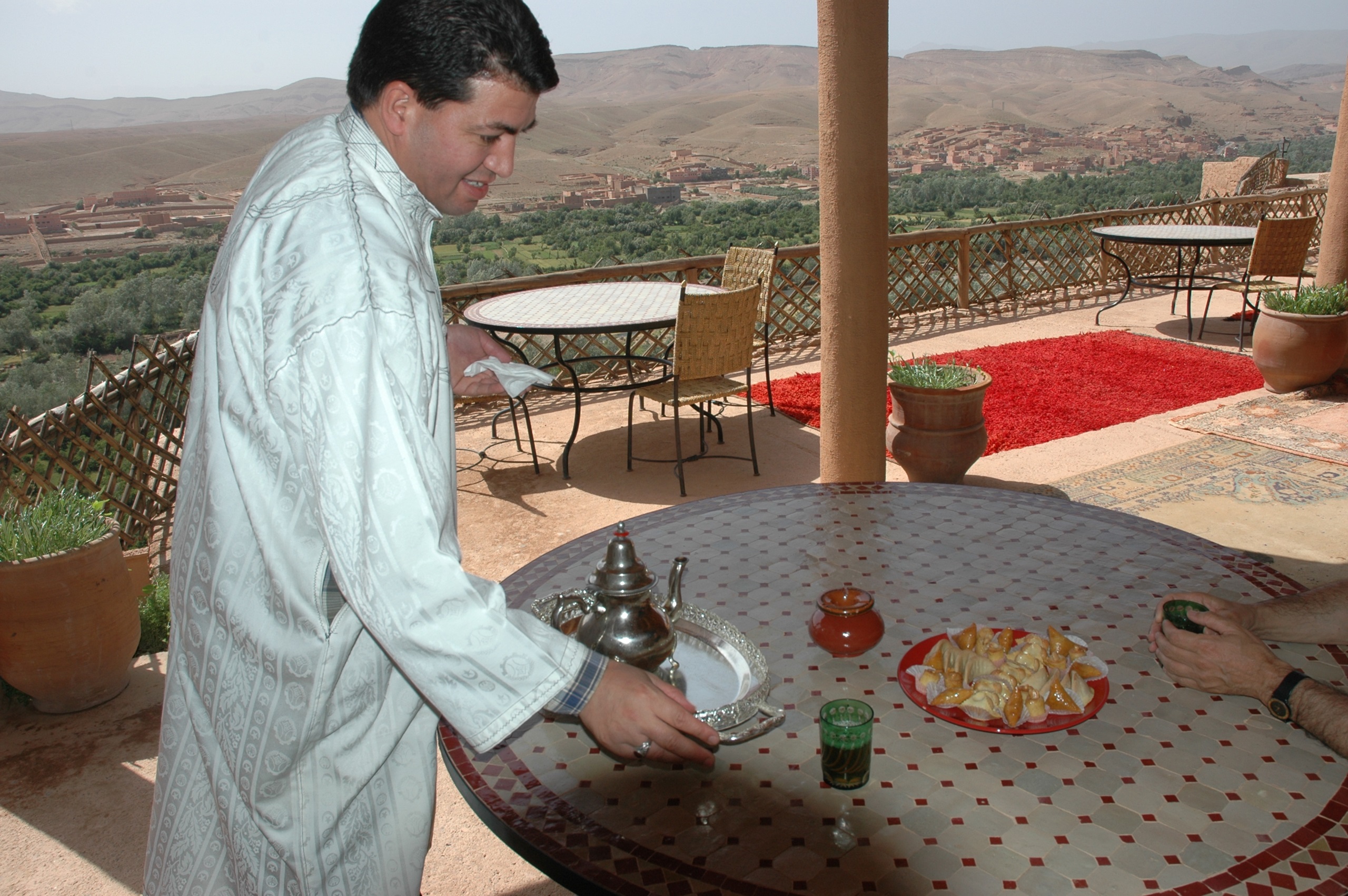 koekjes_geserveerd_op_het_terras.jpg