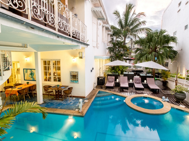 re-dodu-piscine-plages-terrasse-web.jpg