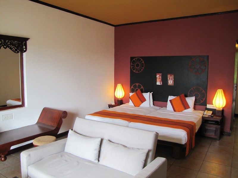 148_Thilanka_Kandy_room.jpg