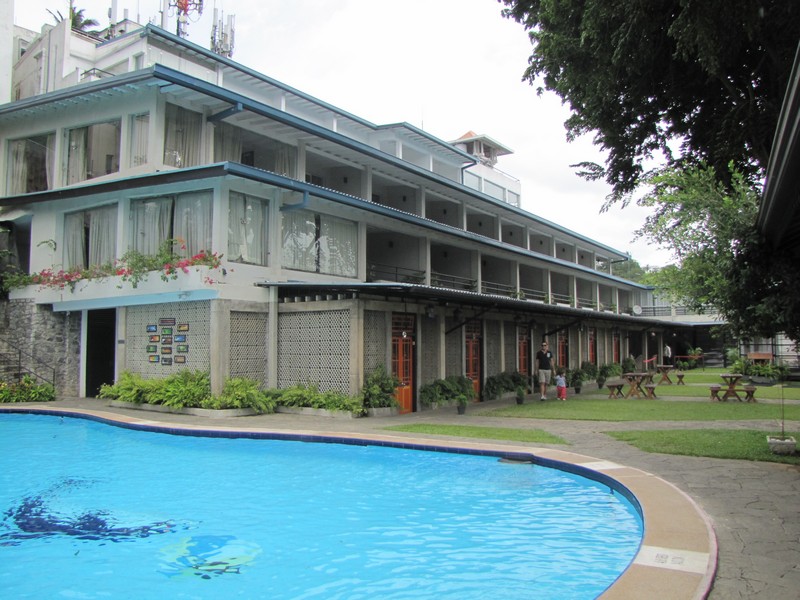 150_Thilanka_Kandy_pool.jpg
