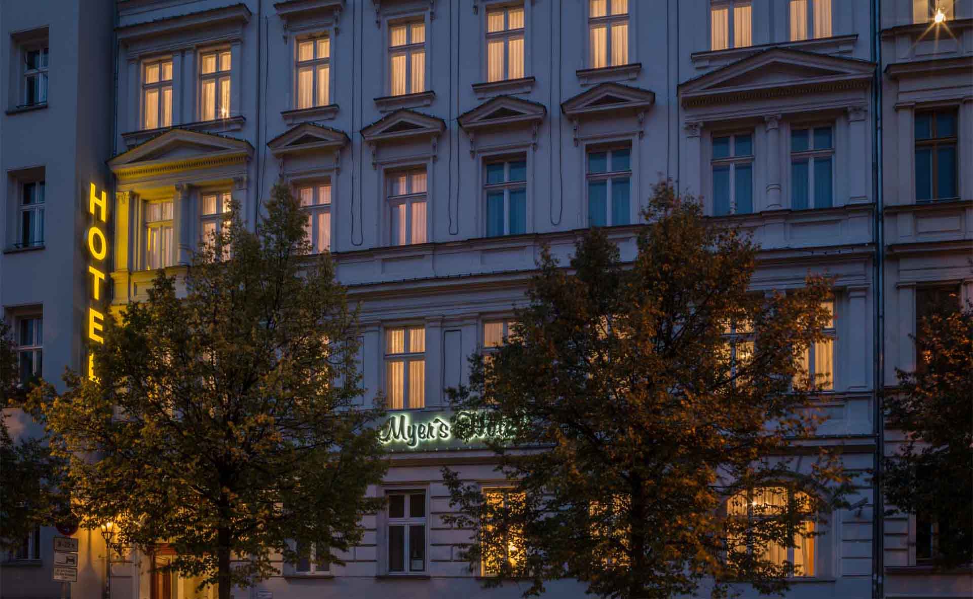myer's-hotel-berlin---aussenansicht3a.jpg