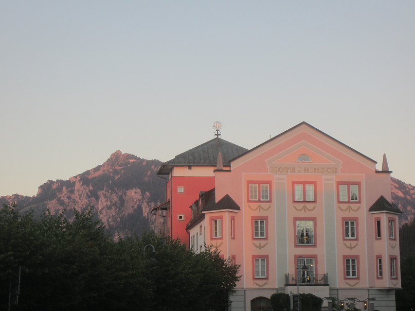 Hotel_Hirsch,_Fussen_(1).jpg