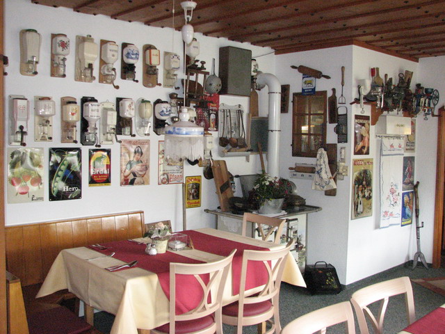 gezellig_hoekje_in_het_restaurant.jpg
