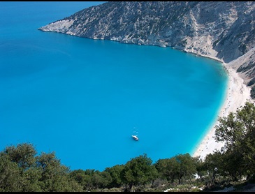 Mirtos_Beach_J._en_B._Dool.jpg