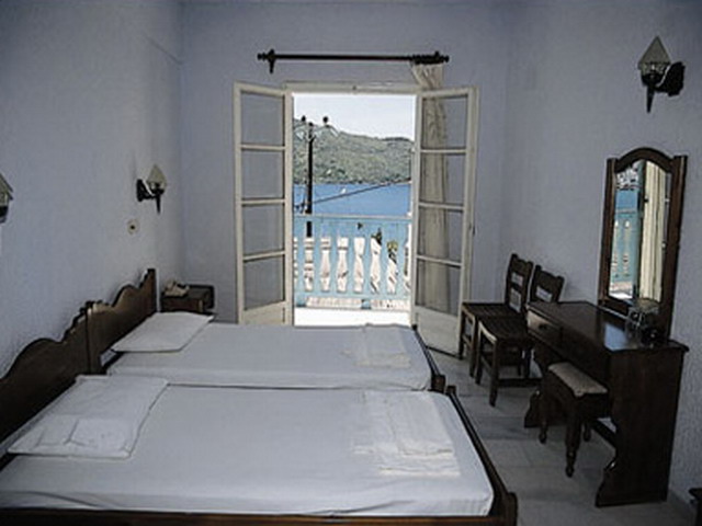 slaapkamer_van_het_hotel_2.jpg