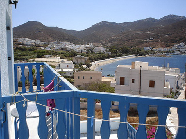uitzicht_op_zee_vanaf_het_balkon.jpg