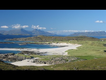 123-2352_img_Rum_Eigg_from_Sanna_Transcotland.jpg