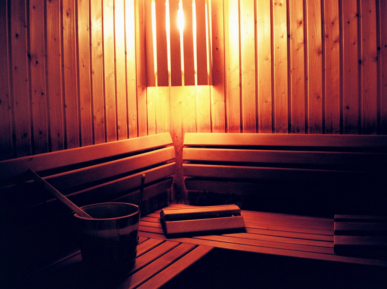 sauna.jpg