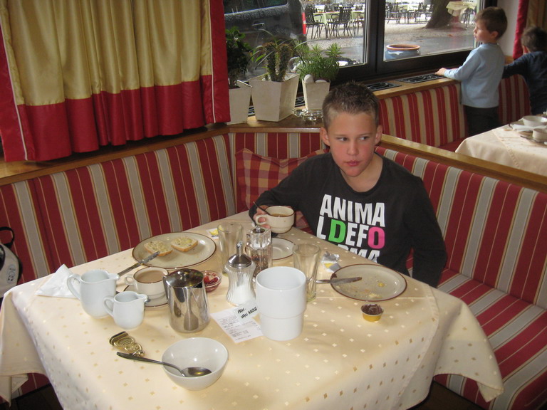 elke_ochtend_heerlijk_ontbijtbuffet.jpg