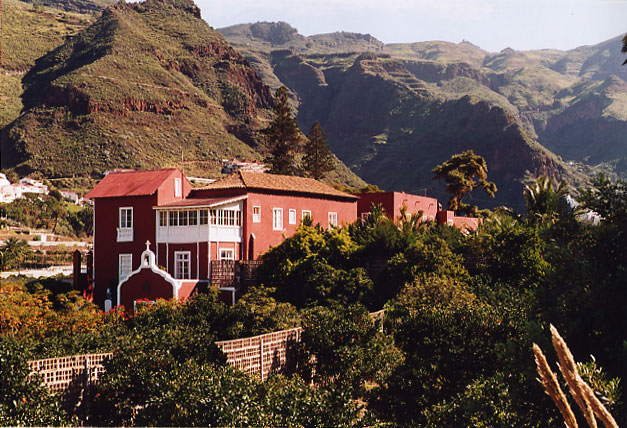 longueras_buiten.jpg