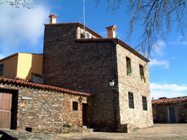 casa_rural_el_cabrerin.jpg