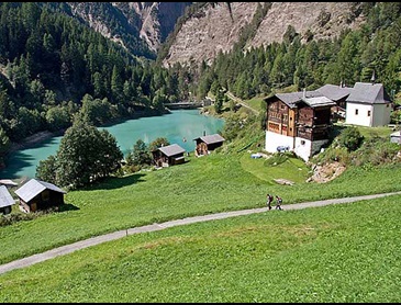 wandelen_in_het_binntal.jpg