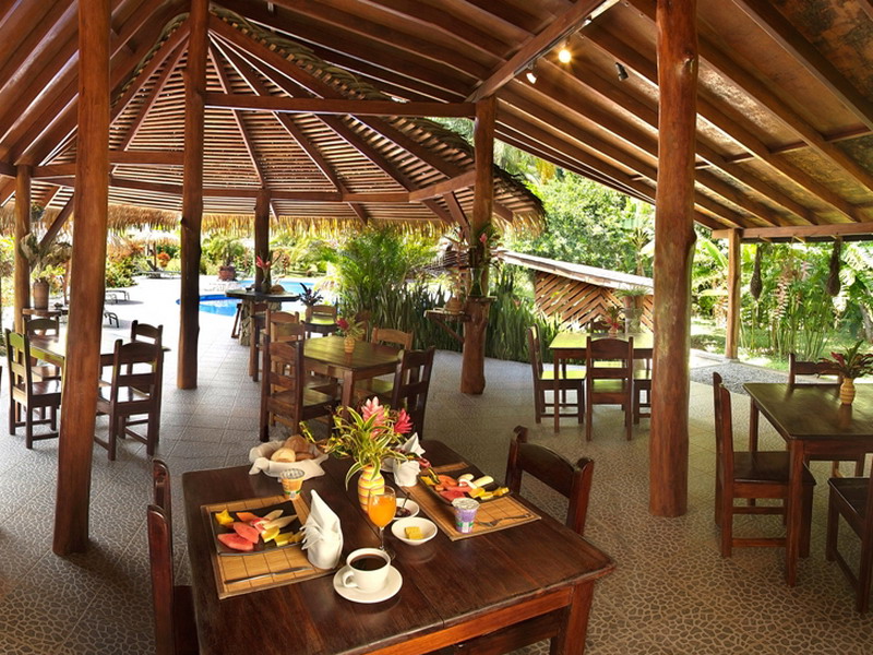 CR_Suizo_Lodge_Rest_Pelon_WEB.jpg