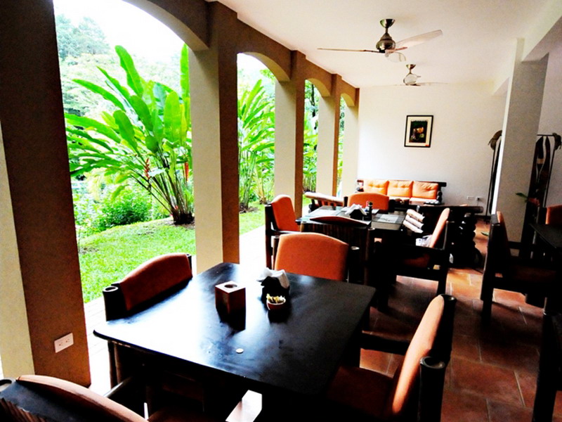 CR_Rio_Tico_Lodge_restaurant_02_WEB.jpg