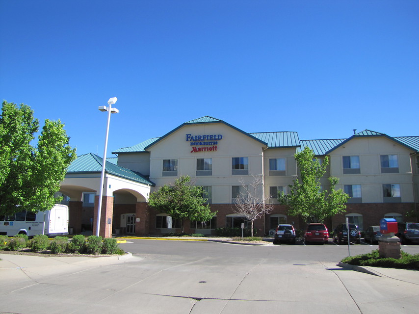 Airport_Fairfield_Inn_ext_7cce1.jpg