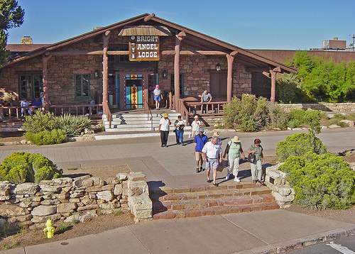 bright-angel-lodge.jpg