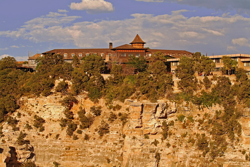 el-tovar.jpg