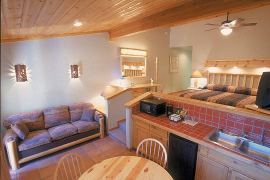inrichting_luxe_bungalow_(5_6_personen).jpg