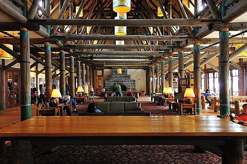 paradise-inn-lobby.jpg