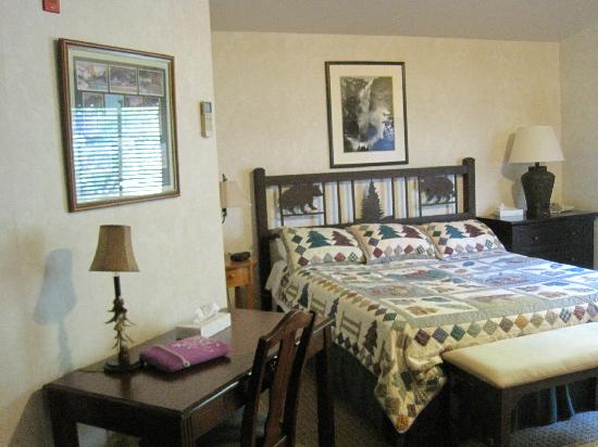 yosemite_view_lodge_room.jpg
