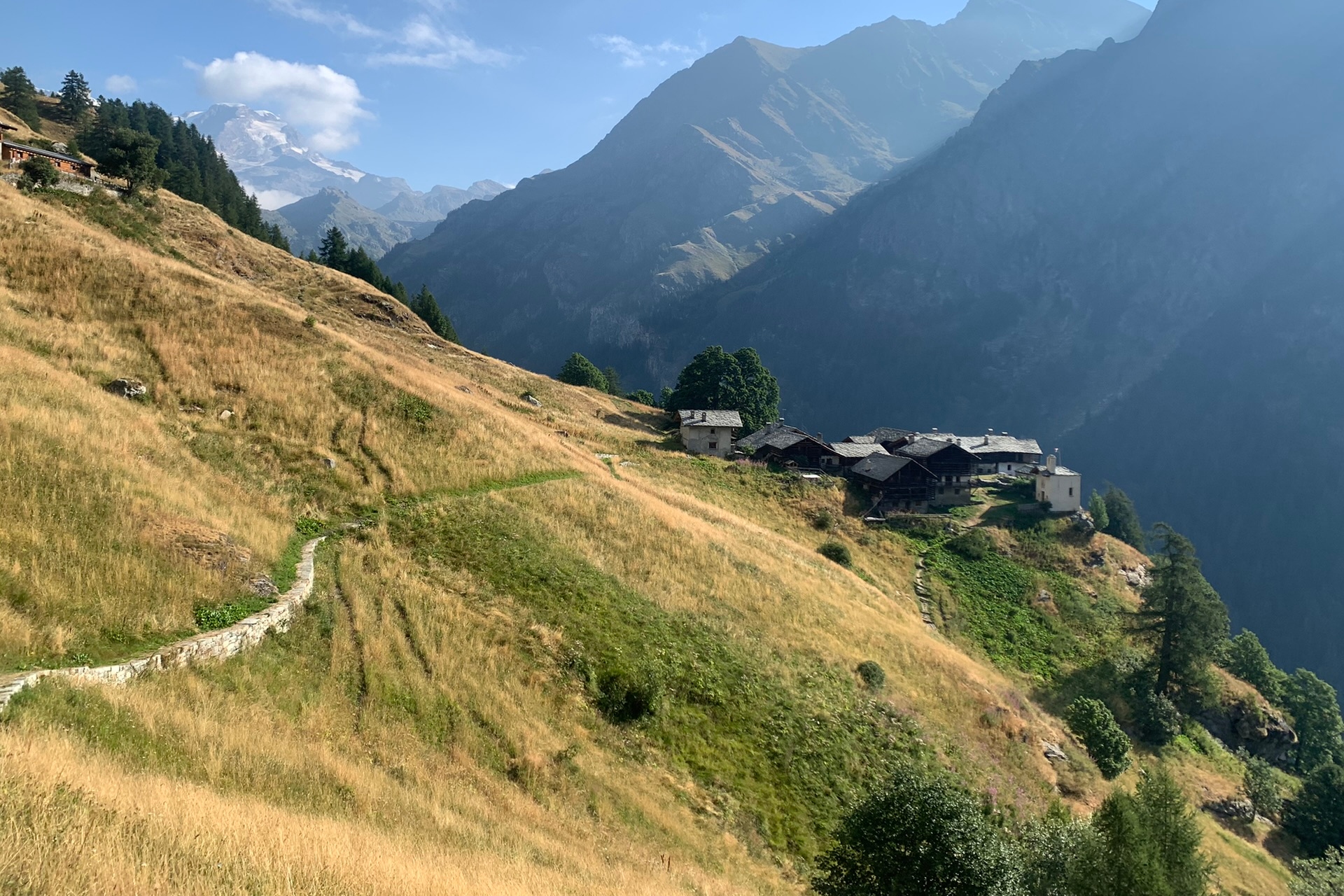 Huttentocht Tour des Six in Aosta Italië