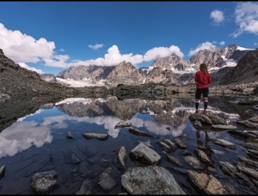 Huttentocht op de grens van Italië met Zwitserland