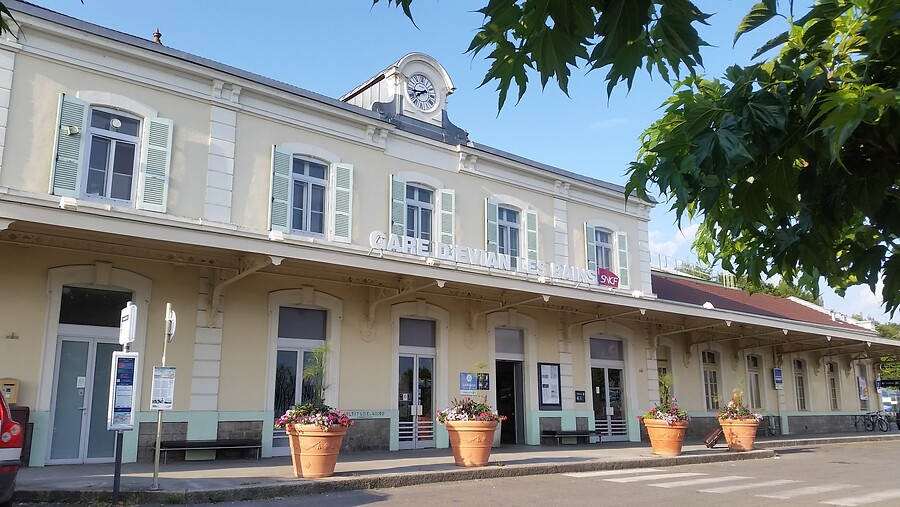 Aankomst in Évian-Les-Bains