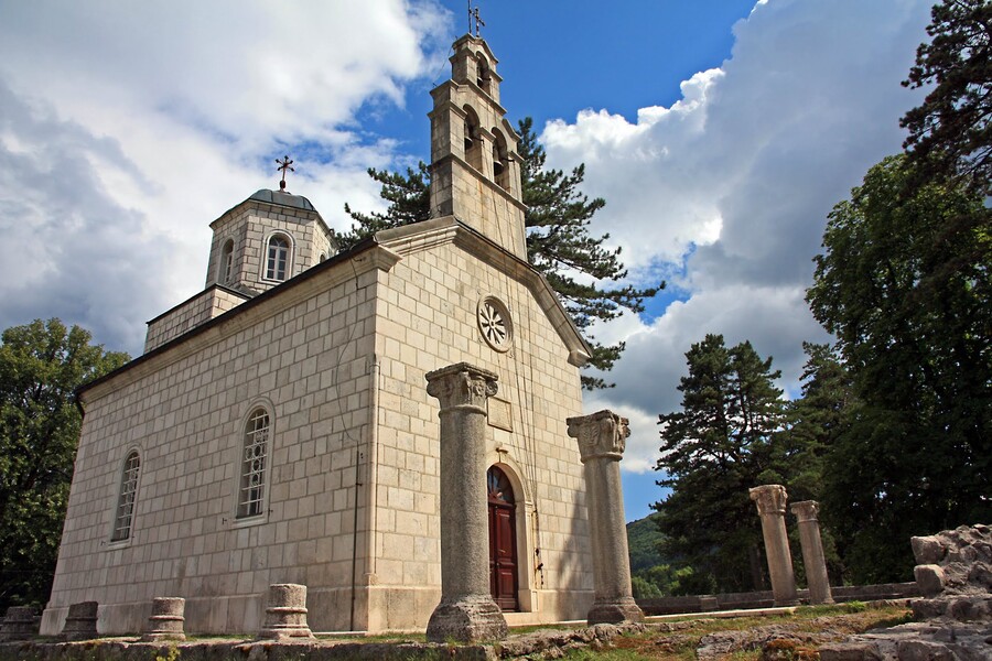 Aankomst Podgorica, rit naar Cetinje