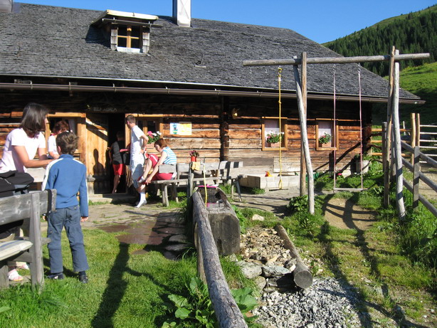 Van de almhut terug naar het dal