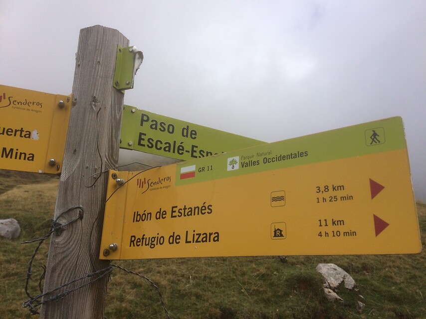 Van Aguas Tuertas naar Refugio de Lizara