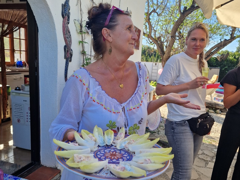 Uitzicht op de kustlijn tijdens de beklimming van de Vall d'Ebo